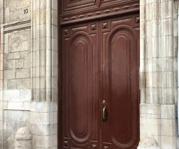 Palazzo Le Travi Барі